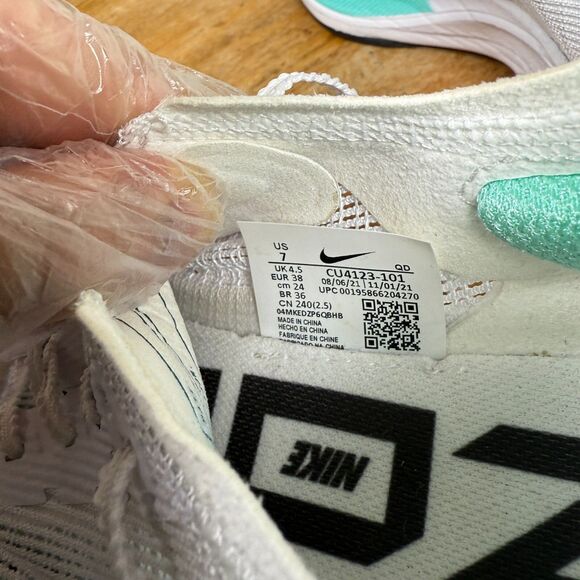 Nike ZoomX Vaporfly Next% 2 Women's Size 7 Shoe White Aurora Green CU4123-101 - Picture 2 of 9